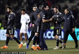 🚨 奥雷利安·楚阿梅尼再吃一张黄牌就将面临西甲停赛。🟨 来源：Madrid Zone🚨 奥雷利安·楚阿梅尼再吃一张黄牌就将面临西甲停赛。🟨 来源：Madrid Zone